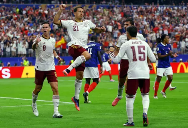 スペインのオヤルサバル、きっちり仕事＝Ｗ杯サッカー