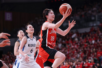 日本女子、韓国に逆転勝ち