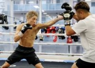 井上尚が公開練習　ボクシング世界戦