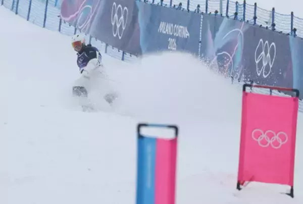 コースを外れた冨高　五輪