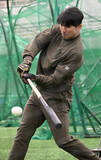 「泉口、リフレッシュの打撃練習＝プロ野球・巨人」の画像1