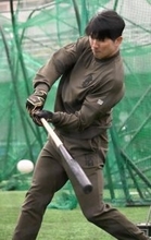 泉口、リフレッシュの打撃練習＝プロ野球・巨人