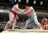 「琴桜と琴勝峰、そろって初白星＝大相撲夏場所」の画像1
