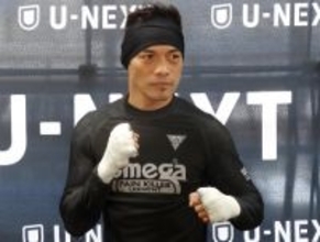 練習を公開したドネア