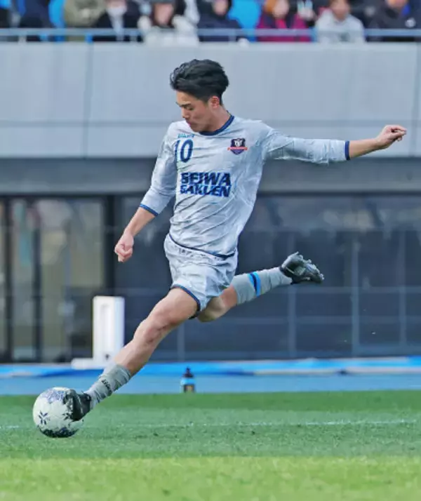 聖和学園に勢い　高校サッカー