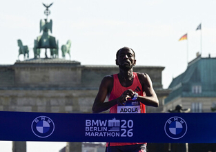 浦野雄平、自己新で９位＝女子は上杉真穂１５位―ベルリンマラソン