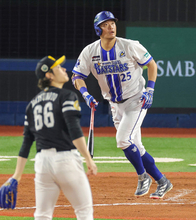逆転３ランの筒香　プロ野球