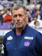 Ｊ１神戸、新監督にスキッベ氏＝広島を４季指揮