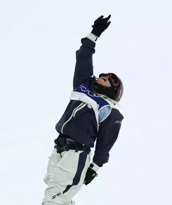 喜ぶ村瀬　五輪