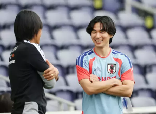 南野拓実、悔しさしまいサポート＝日本代表の「兄貴的存在」―Ｗ杯サッカー
