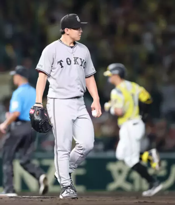 小笠原、痛恨の一発＝プロ野球・巨人