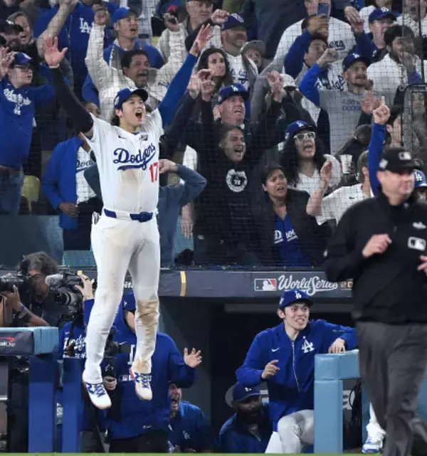 歓喜の大谷と佐々木　大リーグ