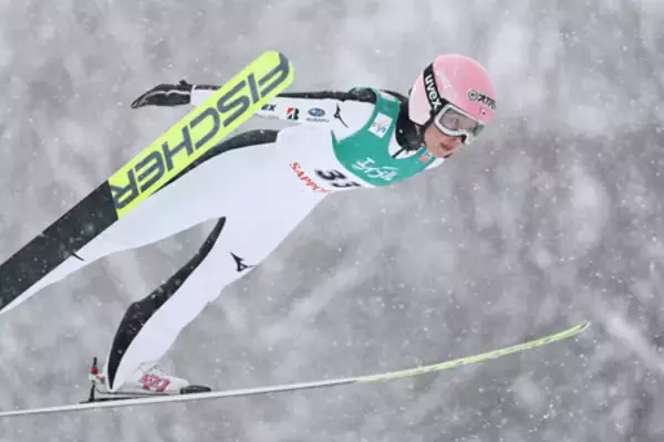 勢藤、手応えの１０位＝Ｗ杯ジャンプ女子