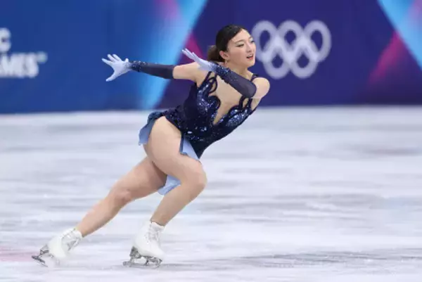 演技する坂本　五輪