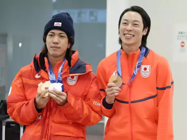 帰国した二階堂と小林陵　五輪