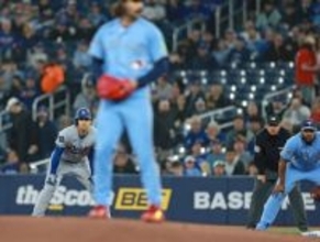 出塁した大谷　大リーグ