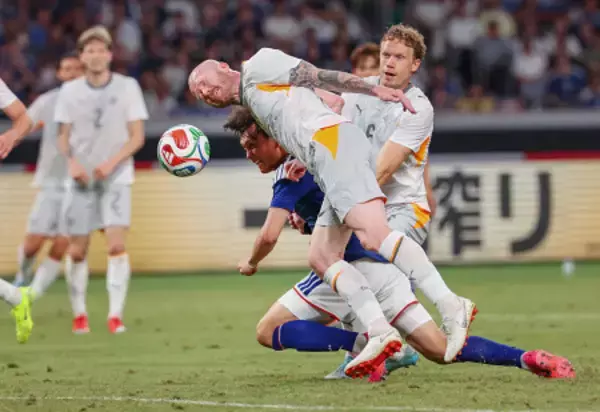 小川の先制ゴール　サッカー