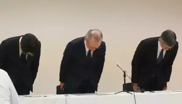顧客情報保存の記憶装置不明