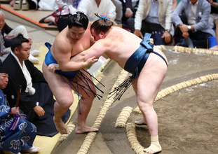 支度部屋＝大相撲秋場所