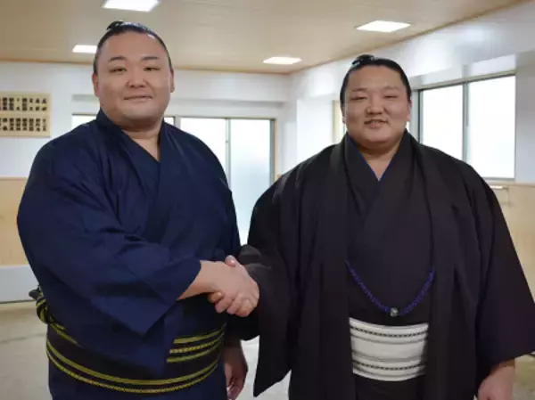 朝乃山、巻き返し期す