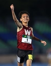 山口が１万制す