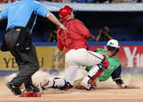 「生還する松本直　プロ野球」の画像1