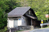 「父親を殺人容疑で再逮捕」の画像1