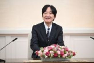 秋篠宮さま、還暦＝戦後８０年「平和考えるきっかけに」
