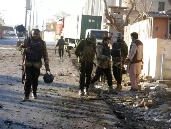 武装集団が民間人３１人殺害