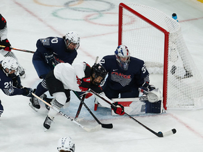 競り合う浮田　五輪