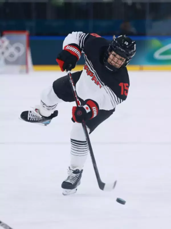 シュートを放つ浮田　五輪