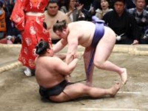 安青錦の下手投げ