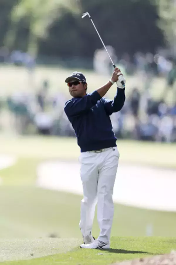 松山、１７位発進　男子ゴルフ