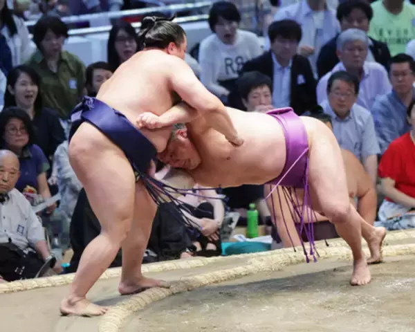 支度部屋＝大相撲名古屋場所