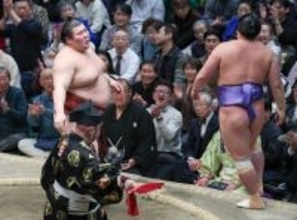 欧勝海を下した熱海富士