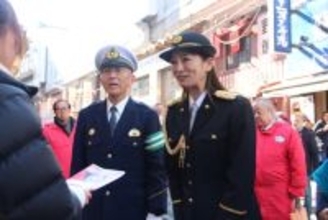 倉本康子さんがアメ横をパトロール