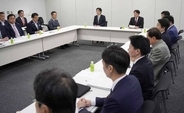 給付付き控除、対象者焦点＝「夏前取りまとめ」視界不良―国民会議