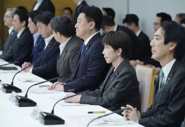 景気判断「緩やかに回復」で据え置き＝消費者景況感は低水準―７月経済報告