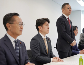 国民・維新「比例３１減」賛成