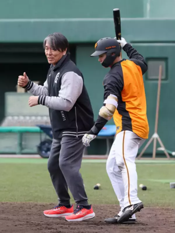 松井さん、石塚に期待＝プロ野球・巨人