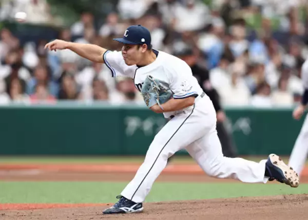 力投する平良　プロ野球