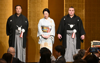 安青錦「もっと優勝したい」＝安治川部屋が祝賀パーティー―大相撲