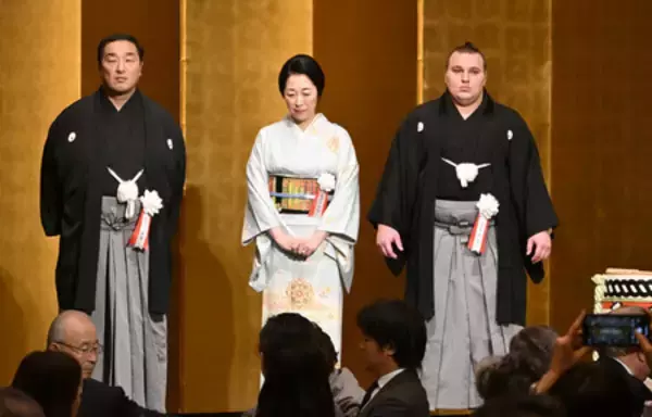 安青錦「もっと優勝したい」＝安治川部屋が祝賀パーティー―大相撲