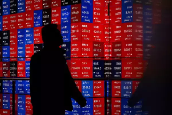 東京株反発、一時２３００円超高＝イラン攻撃で急落の反動