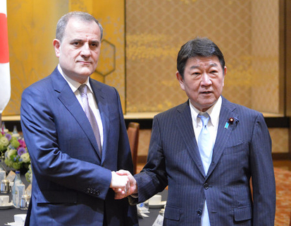 日アゼルバイジャン外相会談