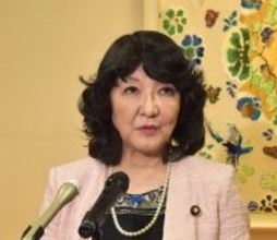 為替介入「当然考えられる」＝片山財務相、円安をけん制