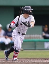 ４番佐藤、強打でアピール＝村上、岡本と定位置争い―侍ジャパン