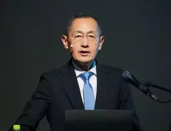 山中教授、論文発表２０年で講演