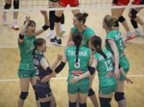 喜ぶ大阪Ｍの選手