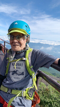 ギネス記録１０２歳で富士山登頂＝前橋市の阿久沢さん、仲間に励まされ